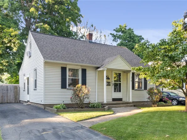 20 Elmtree Rd, Rochester, NY 14612