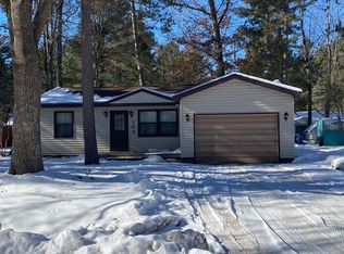 103 James Dr, Roscommon, MI 48653