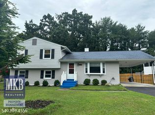 3158 Galloway Dr, Roanoke, VA 24018