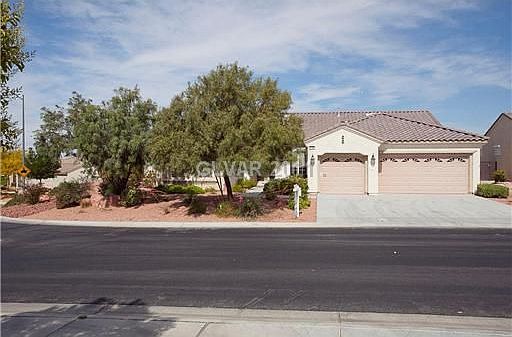 1st image of 2748 Olivia Heights Ave