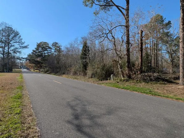 David Dr, Prairieville, LA 70769