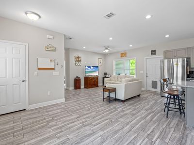 8350 Sierra St, Navarre, FL, 32566