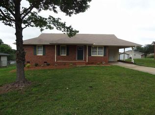 233 Ranier Dr, Inman, SC 29349