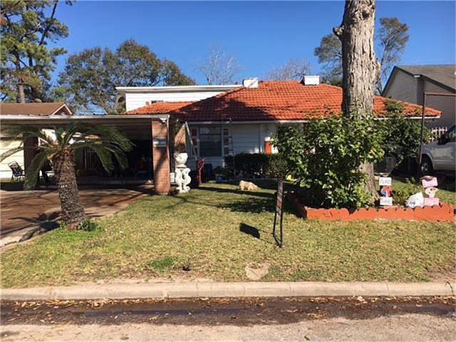1st image of 2943 Shady Park Dr