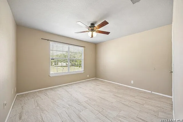 116 Lone Star Way — Photo 8