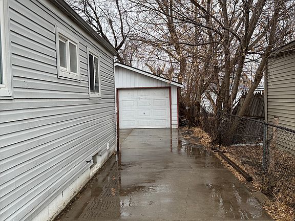 2nd image of 20197 Woodward St