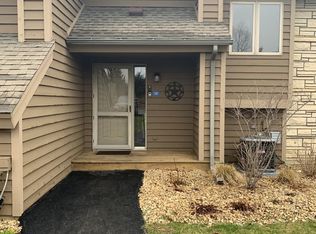 14 Poplar Rdg, Galena, IL 61036