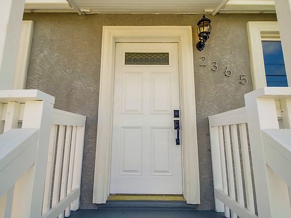 2nd image of 2365 Comstock St