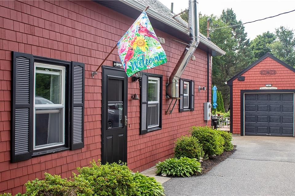 1195 Green End Ave, Middletown, RI 02842 Zillow