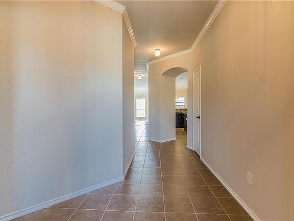 3rd image of 10125 Hearthstone Way