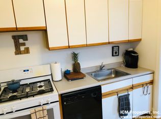 1478 W Byron St #3-3907, Chicago, IL 60613