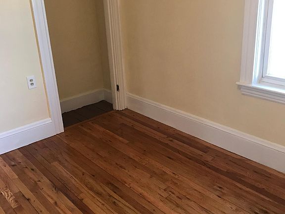 5th image of 53 Granville Ave Floor 2