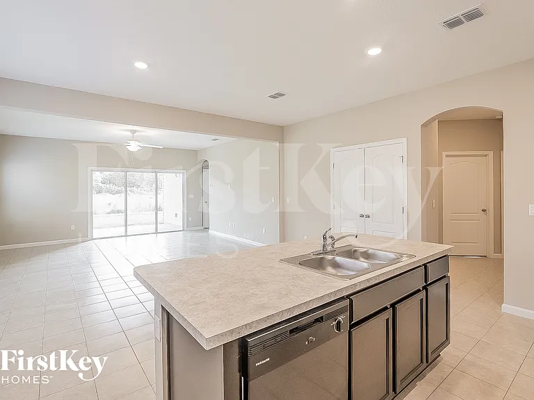 5659 Kellar Cir — Photo 8