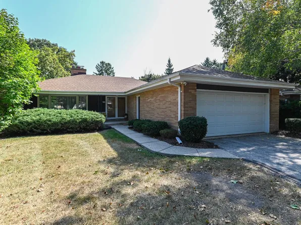 2640 South 52nd STREET, Milwaukee, WI 53219