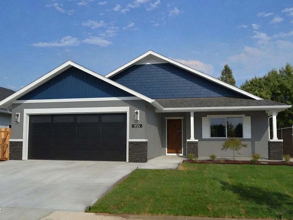 1st image of 185 SW Quiet Water Ln