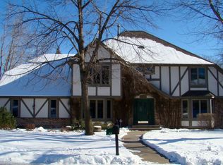 3630 Rosewood Ln N, Plymouth, MN 55441