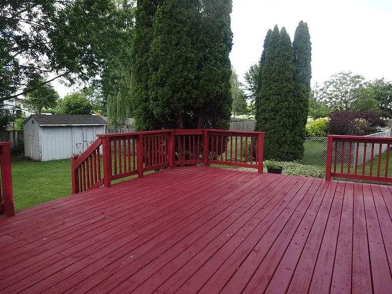1340 Burke Ln — Photo 10