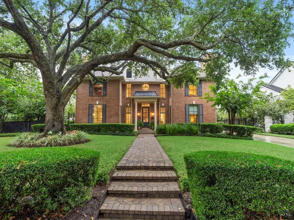 64 Glen Loch Ct, Sugar Land, TX 77479