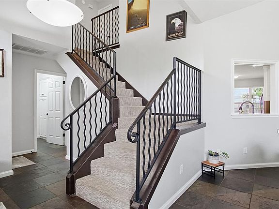 5th image of 2708 Overland Way