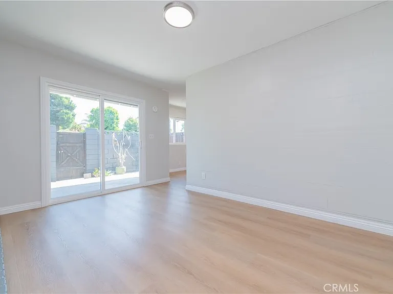 3202 Montana Ave — Photo 26