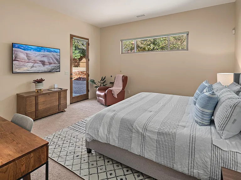 2370 Lariat Rd — Photo 18