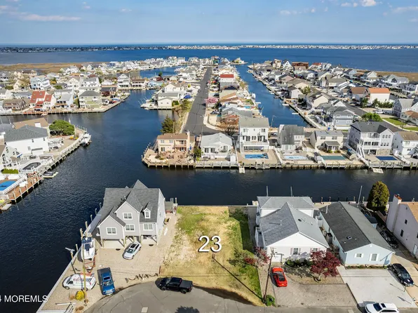 23 Santiago Drive, Brick, NJ 08723