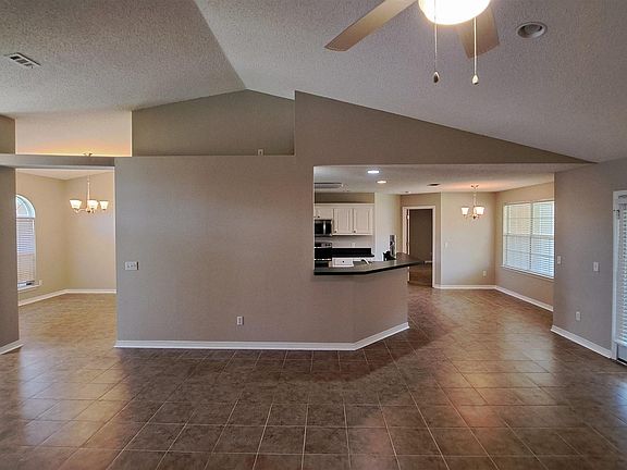 3rd image of 9134 Daytona Dr