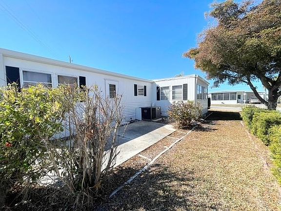 2nd image of 821 Turf St