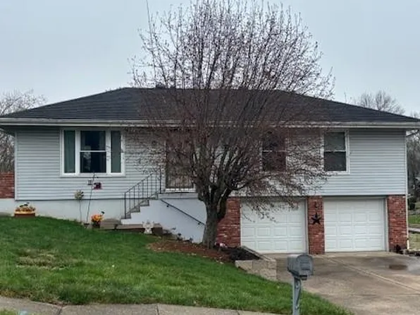 1100 NE 8th St, Blue Springs, MO 64014