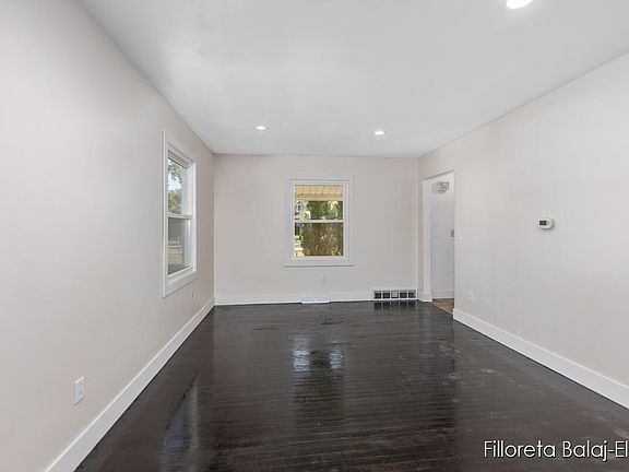5th image of 3413 Ivanrest Ave SW
