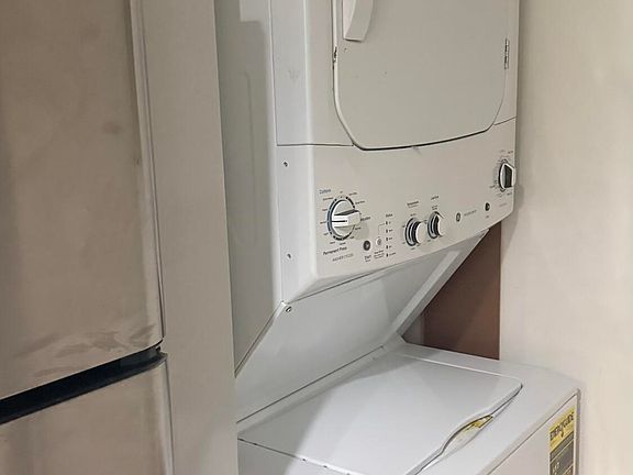 5th image of 2640 S University Dr APT 325