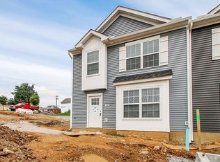 21 Center St #123, Hanover, PA 17331