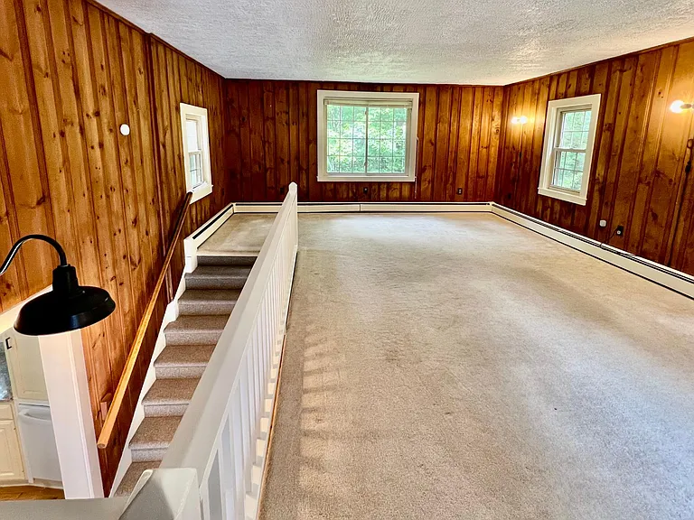 2 Hemlock Hill Rd — Photo 9