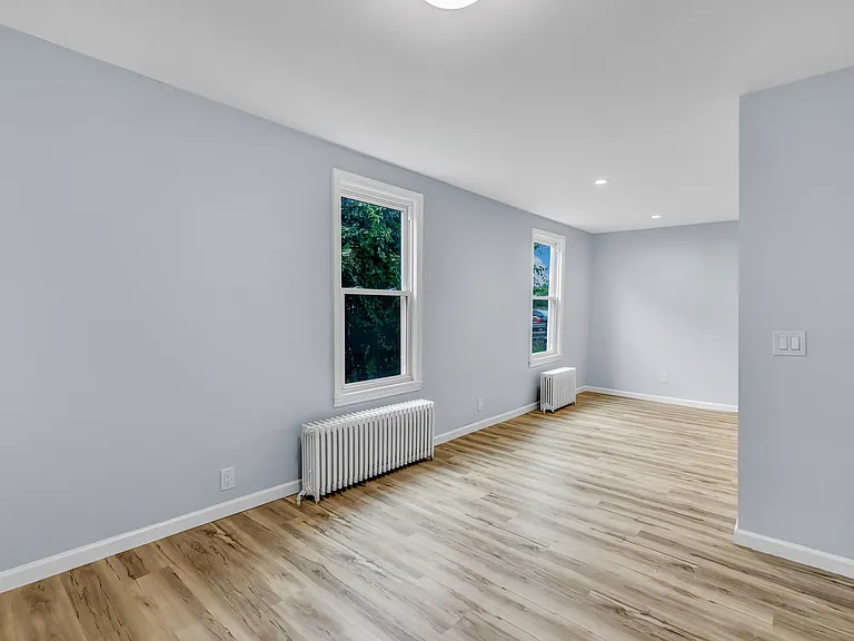 25-27 Myrtle St #25 — Photo 7