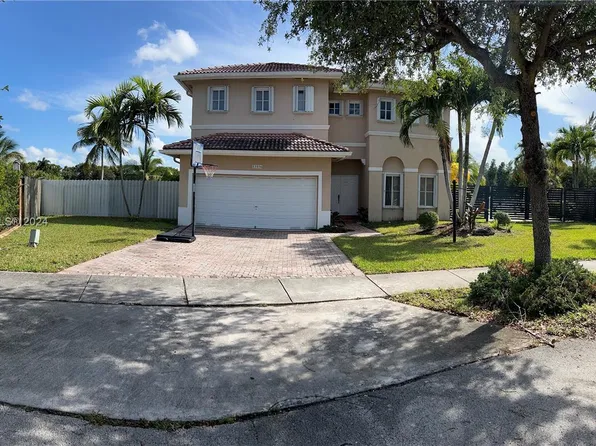 15056 SW 38th Ter, Miami, FL 33185