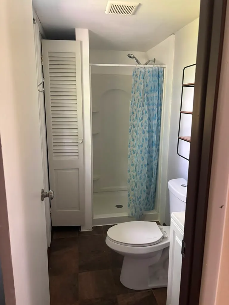 4 bed, 1800 sqft, $2,900 — Photo 3
