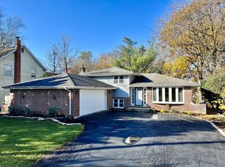 5740 Wolf Rd, Western Springs, IL 60558