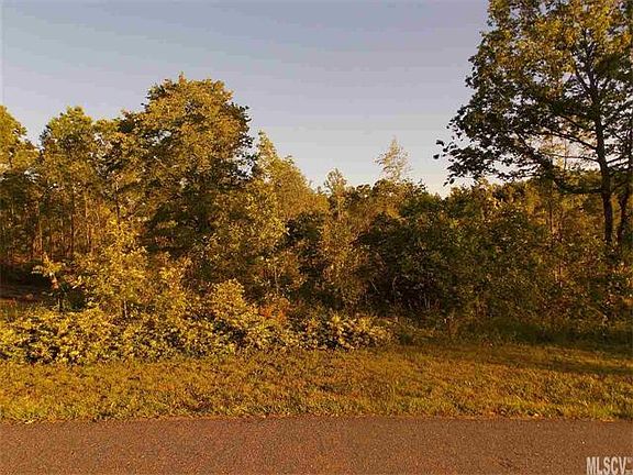3rd image of 3869 Goshawk Dr