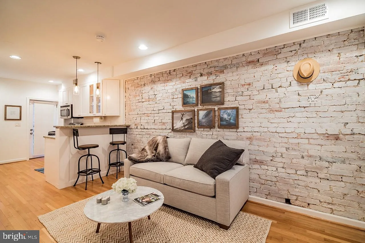 1 bed, 680 sqft, $2,500 — Photo 3