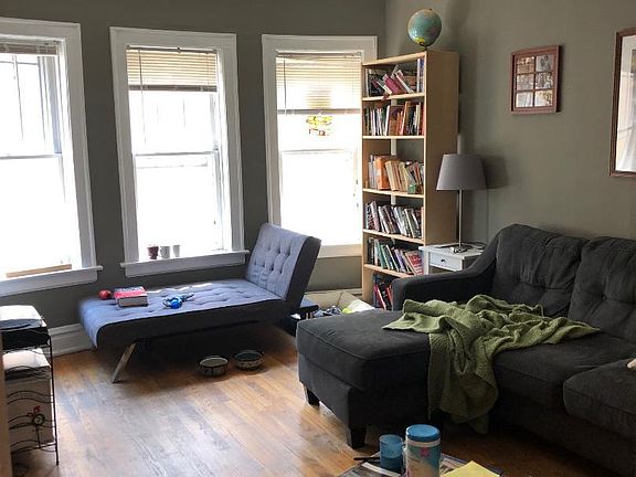 2nd image of 4538 N Wolcott Ave APT 2B