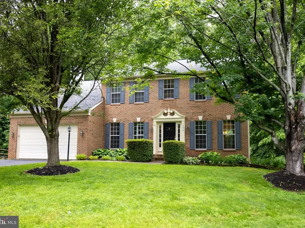 13076 Dove Tree Ct, Manassas, VA 20112