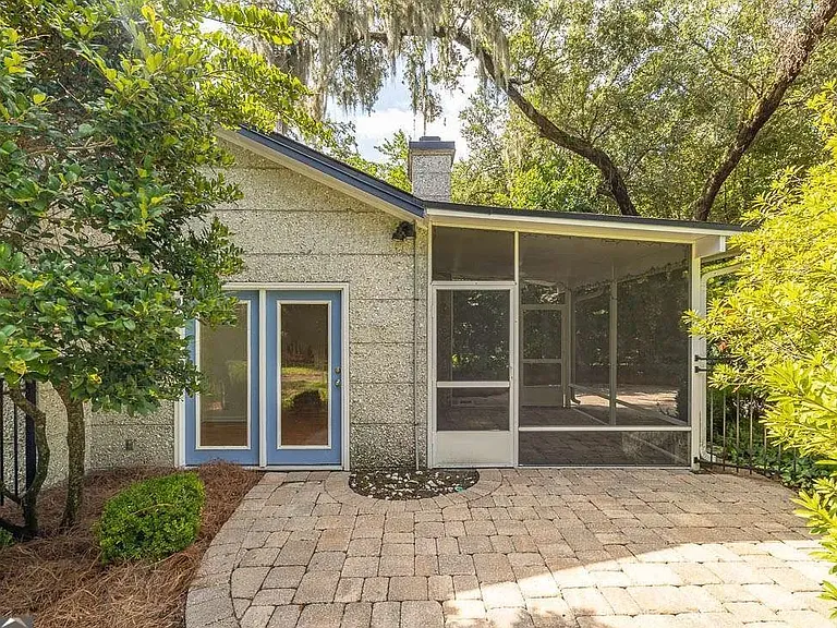 203 Grand Oaks Cir — Photo 11