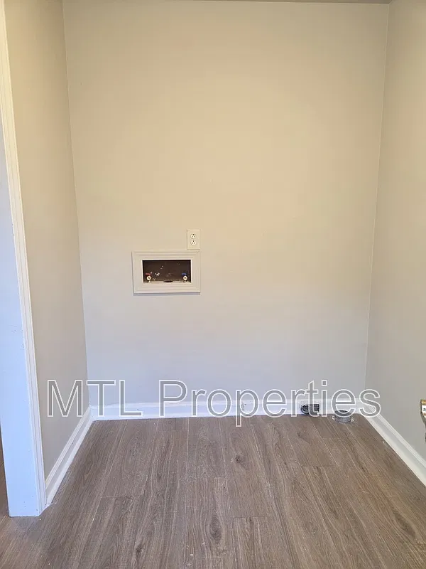 4 bed, 2.0 bath, 1557 sqft, $2,150 — Photo 1