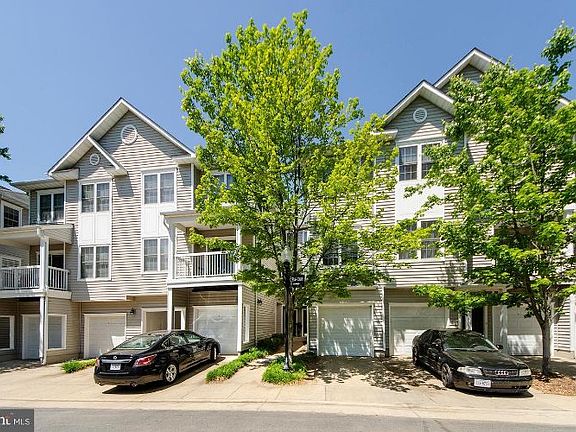 2nd image of 12896 Fair Briar Ln