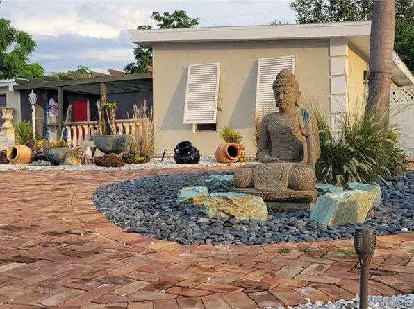 2005 Yale Ave, Bradenton, FL 34207