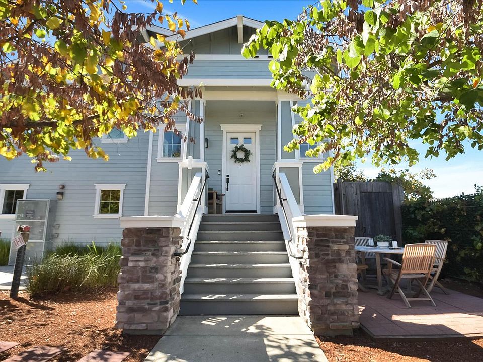 1st image of 6 Merrydale Court