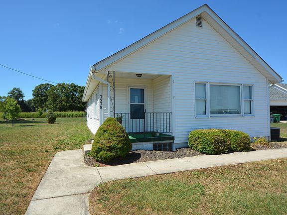 2nd image of 7576 Woods West Rd