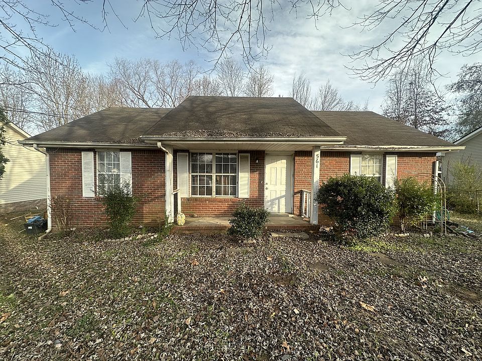 2nd image of 561 Jacquie Dr