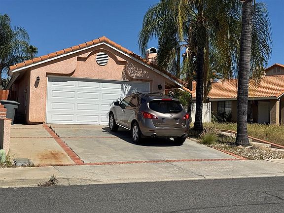 3rd image of 39875 Knollridge Dr