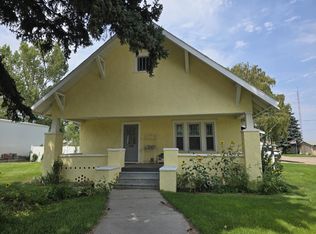 422 Elm St, Dalton, NE 69131